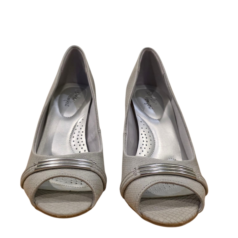 Dexflex Comfort - Gray Heels - Size 7